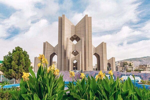 استفاده از ایده‌های شهروندان برای جهانی سازی «مقبره الشعرا»