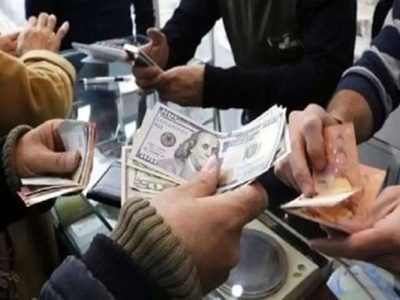 خبر احتمال مذاکرات هسته ای، قیمت دلار را در بازار تهران ریخت