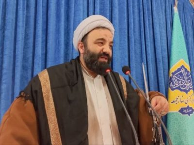 خلاقیت بی نظیر حضرت امام خمینی (ره) در ایجاد یک خیزش مردمی و همگانی بر علیه استکبار بود