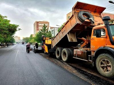 آسفالت‌ریزی ۱۰ هزار و ۴۴۵ تنی در ۴۶ محله و معبر شهری تبریز