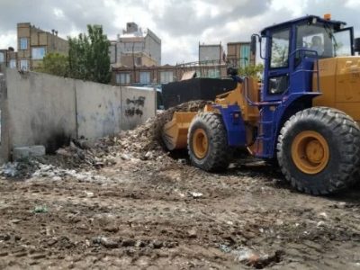 پاکسازی زمین های خالی رها شده در محدوده منطقه مارالان تبریز
