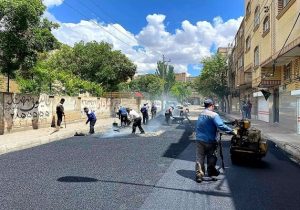 طی هفته آخر اردیبهشت صورت گرفت؛ آسفالت‌ریزی ۱۱ هزار و ۷۳۶ تنی در ۴۷ محله و معبر شهری تبریز
