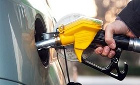 قیمت بنزین در سال ۱۴۰۴ بین ۳۰ تا ۴۰ درصد افزایش می یابد