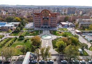 ریل‌گذاری برای بهره‌گیری از نظرات کارکنان و شهروندان در بهبود فرایندهای شهرداری تبریز