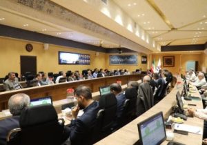 بازدیدناظر گمرکات آذربایجانشرقی از پالایشگاه تبریز