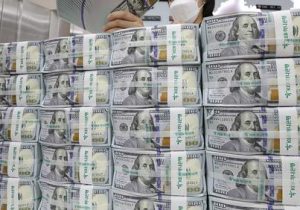 اسب زین کرده دولت سیزدهم برای پزشکیان فقط دریکسال ۷۲درصد افزایش بدهی به بانک مرکزی دارد