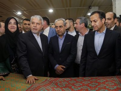نمایشگاههای صنایع دستی زمینهساز گسترش بازار محصولات تولیدی هنرمندان است