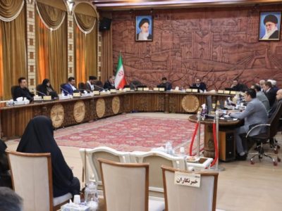 تجویز خرید ۱۳ تابلو خط و نگاره از اکسپوی هنری تبریز به تصویب شورای اسلامی شهر رسید
