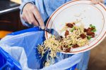 راهکارهایی برای کاهش اسراف مواد غذایی
