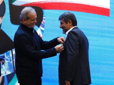 تراکتورسازی مدال افتخار حوزه صادرات کشور را از رئیس جمهور دریافت کرد