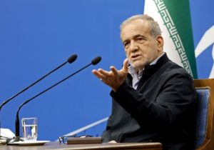 نباید به زور دستور بدهیم مثل ما بشوند