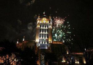نورباران آسمان تبریز در شب میلاد امام علی( ع)