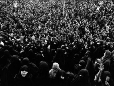 ژیل پرس و مستندات عکاسی از انقلاب ایران