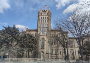 عمارت تاریخی ساعت برای نوروز آماده سازی می شود