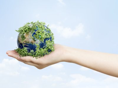 بیایید مراقب سیاره خود باشیم