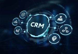چگونه نرم افزار CRM به سفر مشتری کمک می کند؟