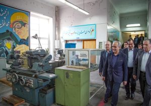 وعده احیا و تجهیز هنرستان صنعتی ماندگار تبریز توسط رئیس اتاق بازرگانی ایران