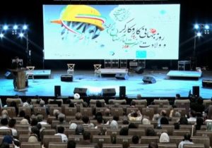 هوشیار در جشن روز کارگر؛ توسعه، نظم و زیبایی تبریز نتیجه تلاش کارگران است