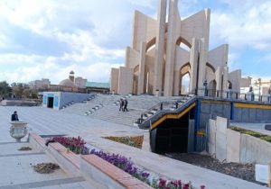 مقبره الشعرا در آغوش گردشگران نوروزی