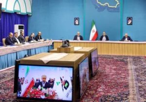 افتتاح نیروگاه خورشیدی ۱۲ مگاواتی آخولا با حضور برخط رئیس جمهور