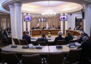بررسی مشکلات ۱۰ واحد صنعتی آذربایجانشرقی در کارگروه ستاد تسهیل و رفع موانع تولید