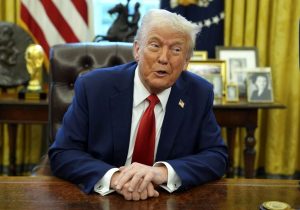 ترامپ: کوبا آماده سقوط است/ در حال بررسی عملیات علیه رئیسجمهور کلمبیا هستیم