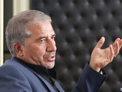 کالاها باید با قیمت ثابت در اختیار مردم قرار بگیرد / ضرورت افزایش حقوقها هر سه ماه یک بار