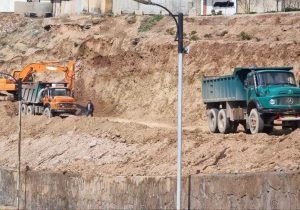 مسیرگشایی ملازینال حتی در شرایط جنگی نباید تعطیل شود/ پیشرفت ۹۰ درصدی استخر تجلائی