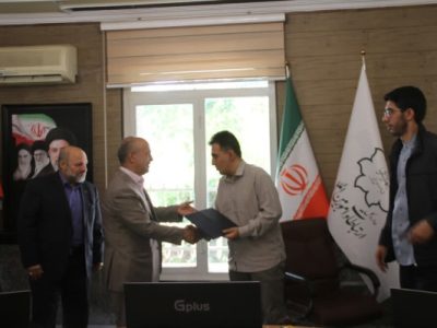 انعقاد تفاهمنامه همکاری با شرکت های خودروساز برای خرید ماشینآلات مورد نیاز شهرداری