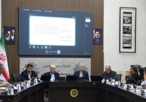 بررسی مشکلات و موانع تجارت خارجی در حوزه گمرک و سازمانهای همجوار