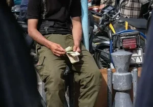 خبر مهم برای کارگران؛ توافق اولیه برای افزایش دوباره حقوق | رقم جدید مزد چه زمانی اعلام میشود؟
