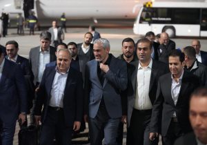 سفر به منطقه آزاد ارس برای افتتاح پروژه‌های بزرگ عمرانی و صنعتی