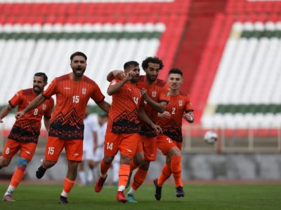 بازگشت جانانه کاراگستر دردل باران وتگرگ