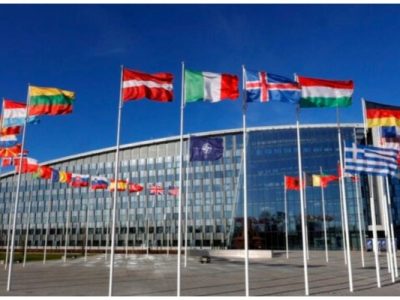 چراغ سبز ناتو برای مداخله در بازگشایی تنگه هرمز/ نیروهای نظامی در حال نزدیک شدن به منطقه هستند
